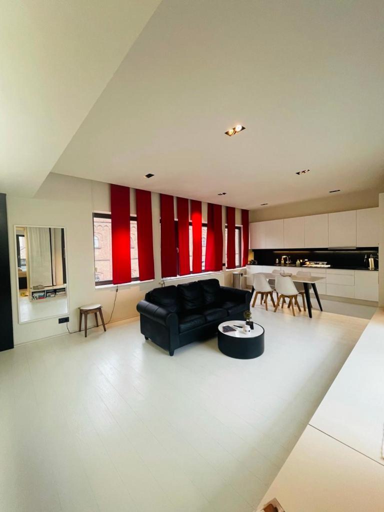 Down Town Penthouse With Private Parking Apartamento Bruxelas Exterior foto