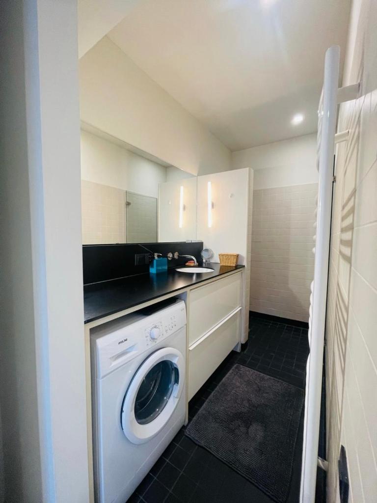 Down Town Penthouse With Private Parking Apartamento Bruxelas Exterior foto